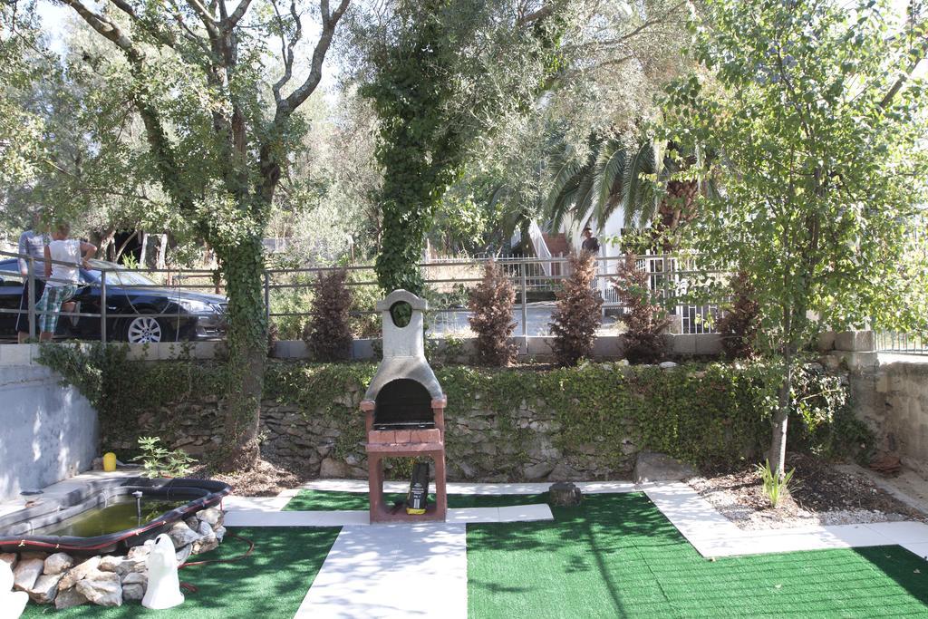 فيلا House By The Sea تْشيرسيك نوفي المظهر الخارجي الصورة