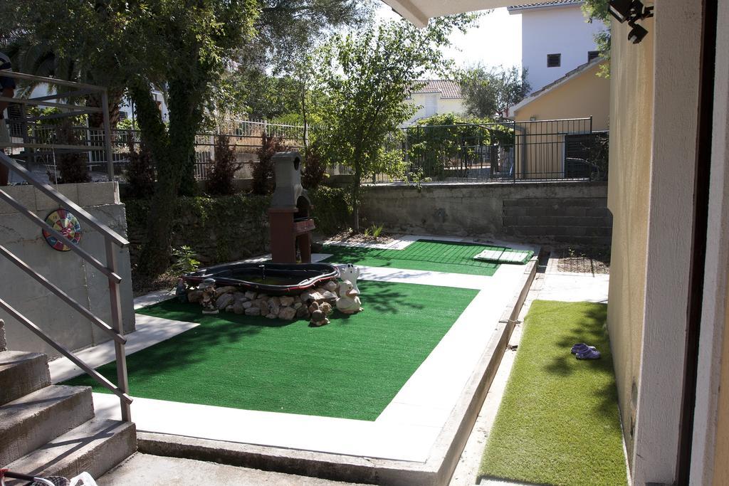 فيلا House By The Sea تْشيرسيك نوفي الغرفة الصورة